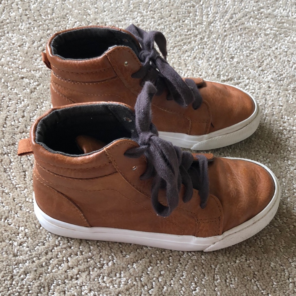Boys Old Navy boots